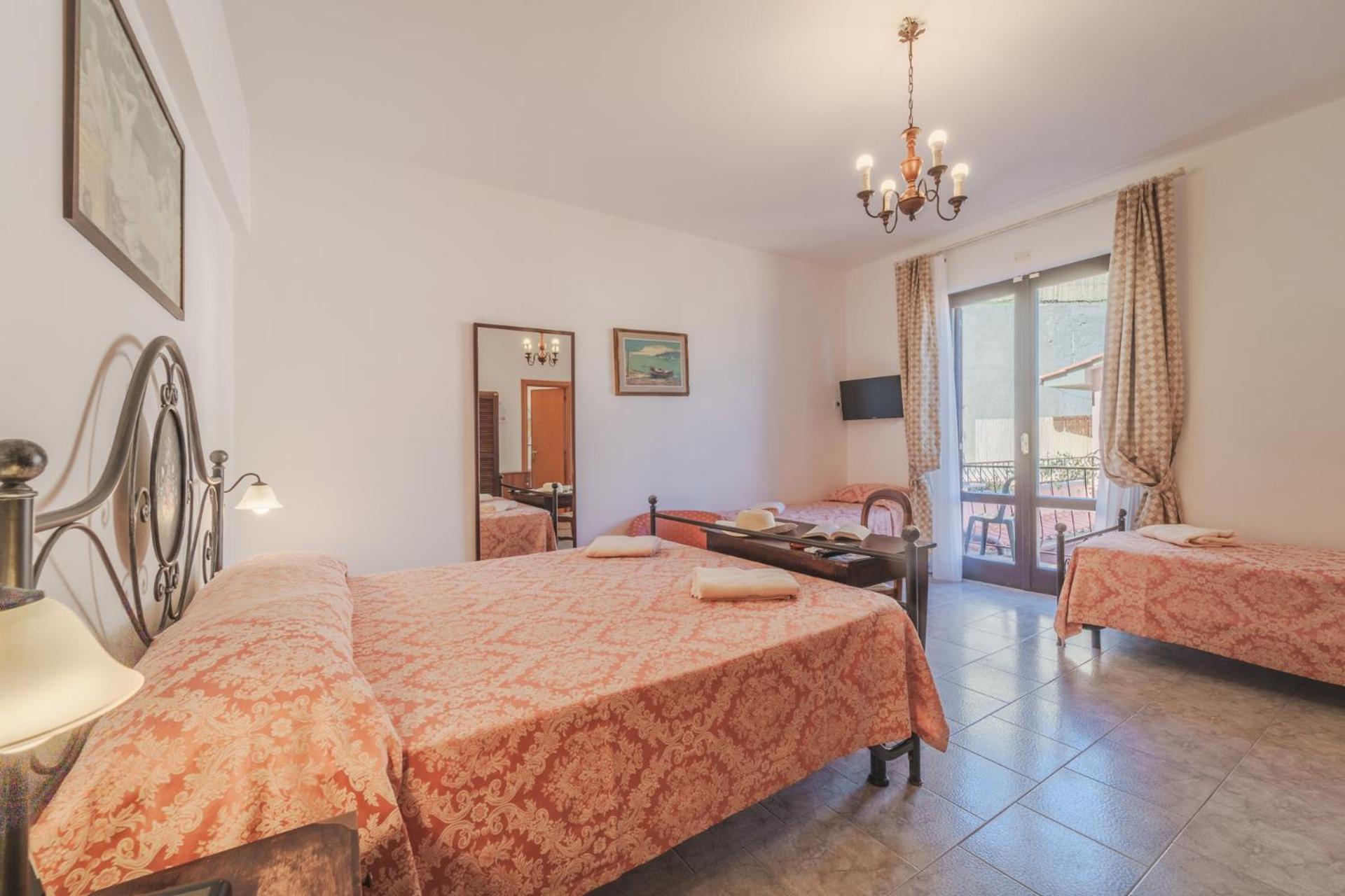 Hotel Lo Scirocco Фетовайя Экстерьер фото